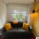 Yellow 아파트 *