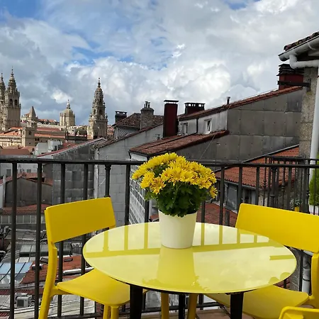 Yellow Daire Santiago de Compostela