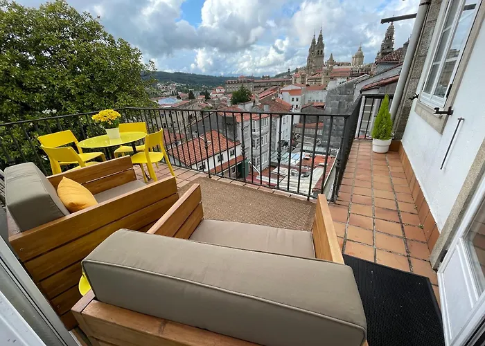 Yellow Apartment Santiago de Compostela