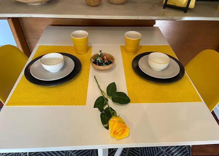 Yellow * サンティアゴ・デ・コンポステーラ